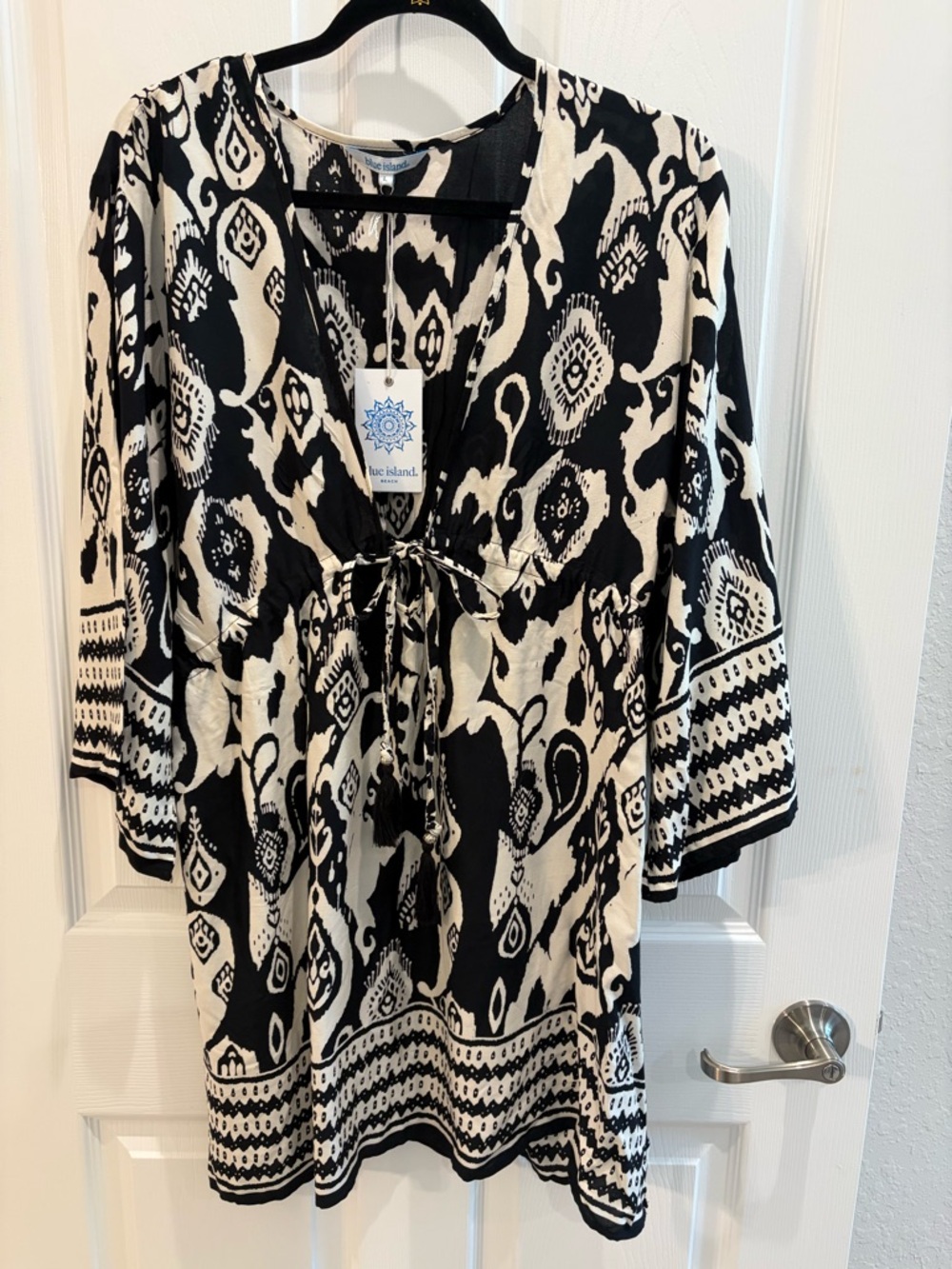 NWT Blue Island Coverup - Size L